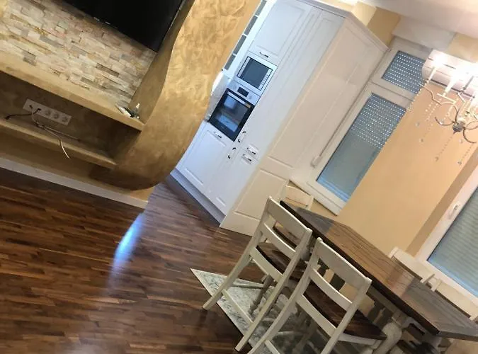 Swiss Luxury 132m2 شقة سراييفو