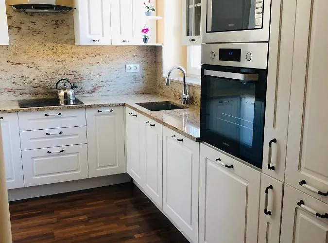 Swiss Luxury 132m2 شقة *